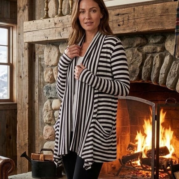 PRETTY YOUNG THING   LADIES  KNIT CARDIGAN/SWEATER Sweaters - PRETTY YOUNG THING   LADIES  KNIT CARDIGAN/SWEATER   SIZE XL